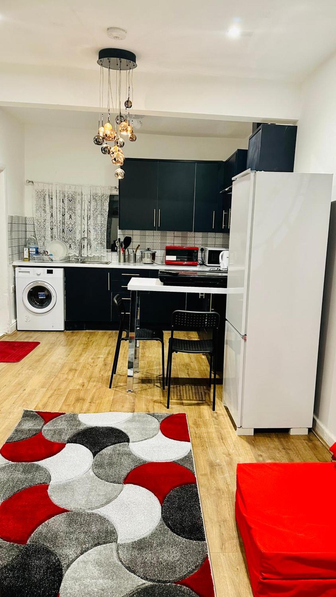 City Lodge Excel Лондон Екстериор снимка