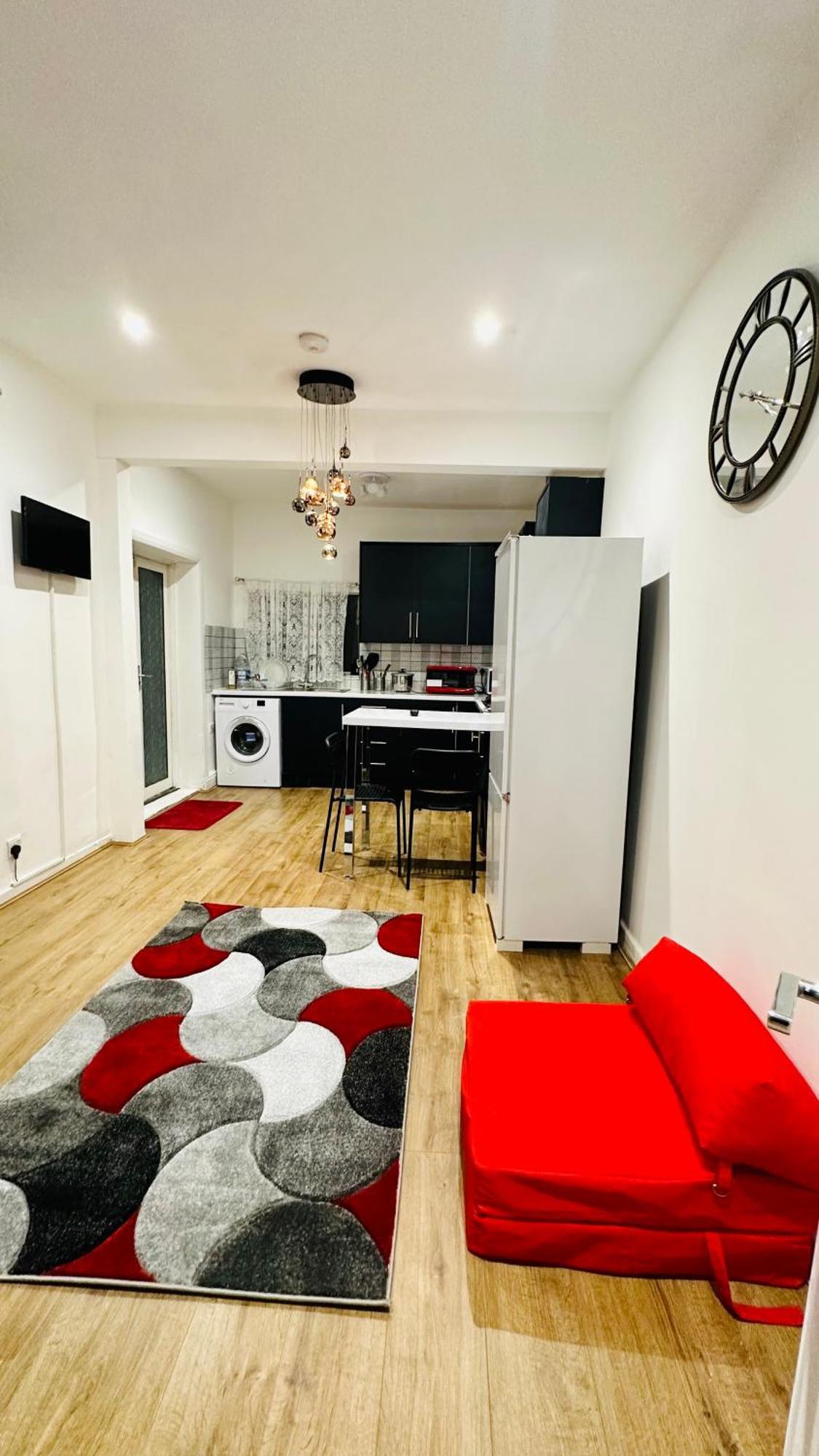 City Lodge Excel Лондон Екстериор снимка