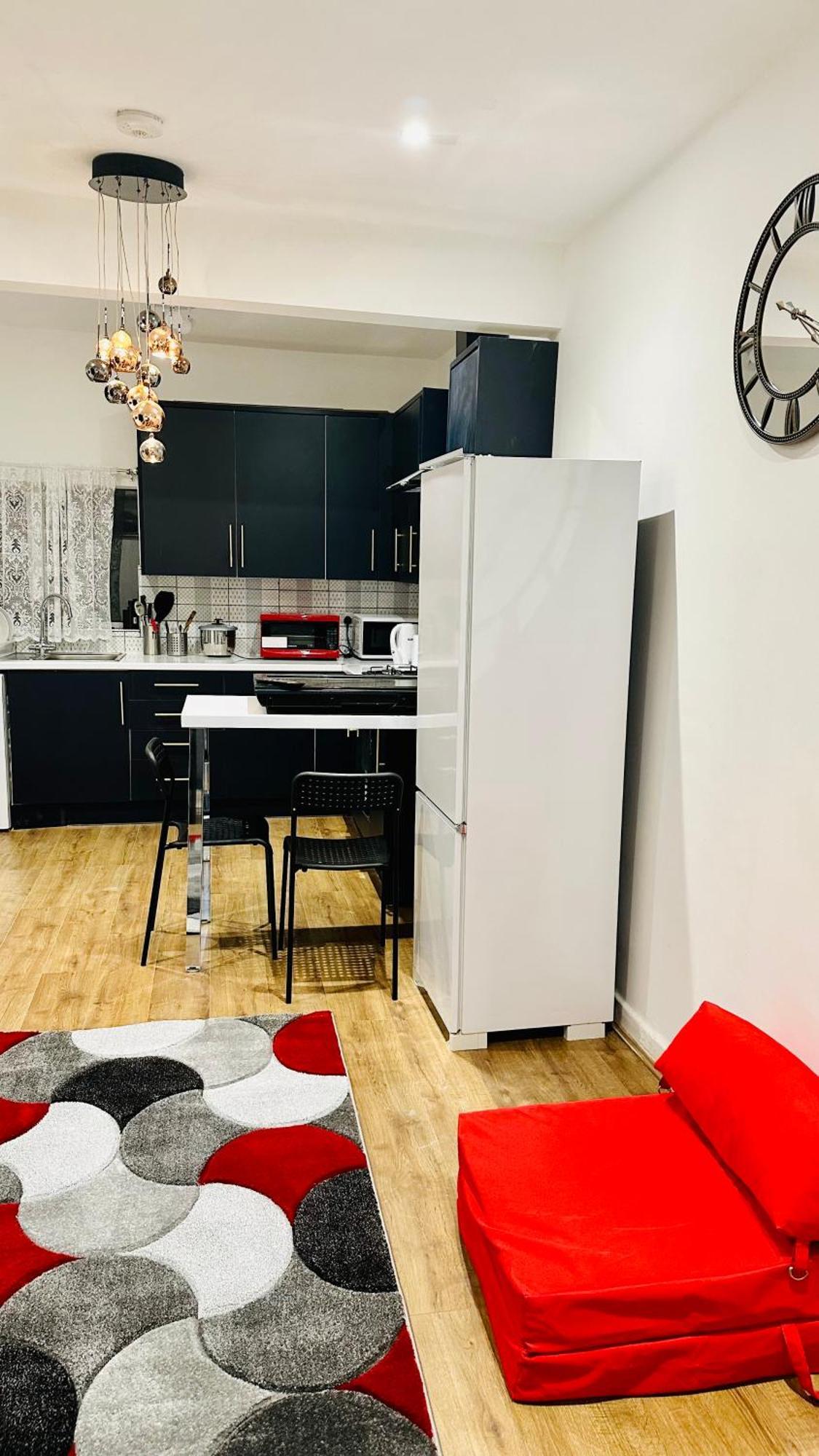 City Lodge Excel Лондон Екстериор снимка